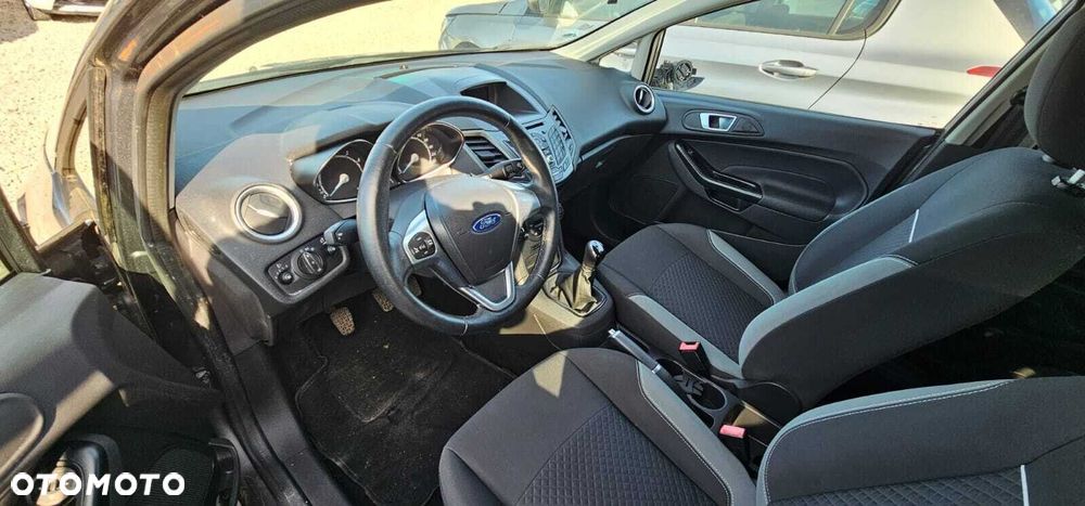 Ford Fiesta - 7