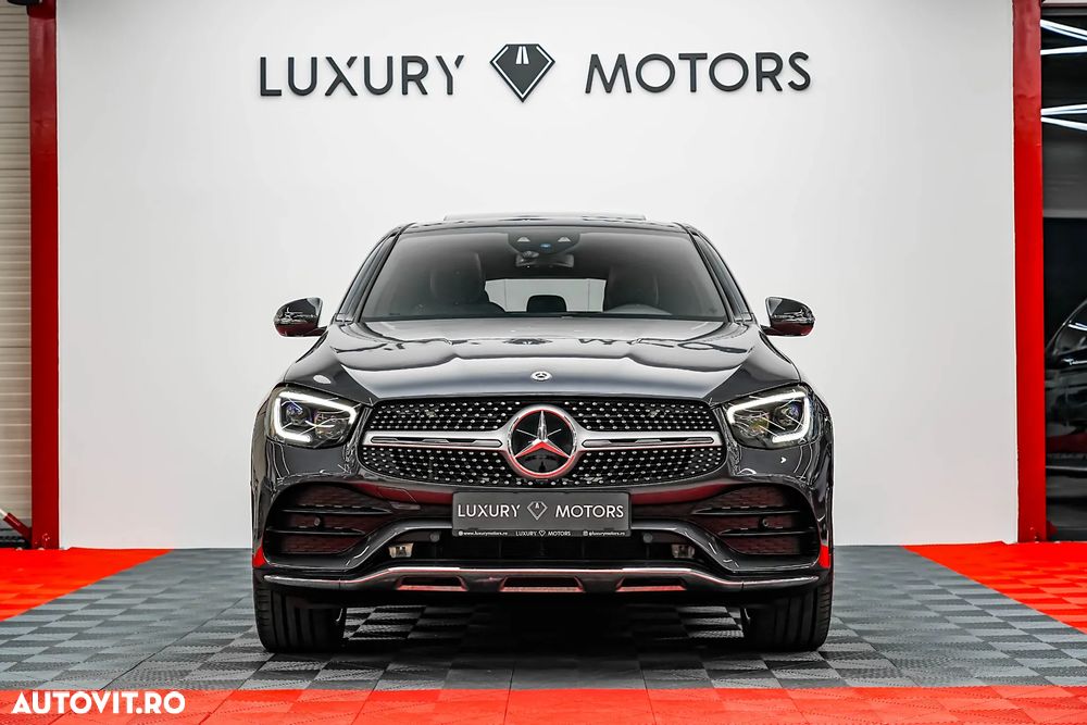 Mercedes-Benz GLC Coupe 300 4Matic 9G-TRONIC AMG Line Plus - 3
