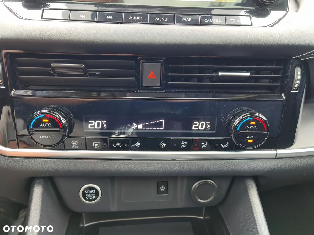 Nissan Qashqai - 25