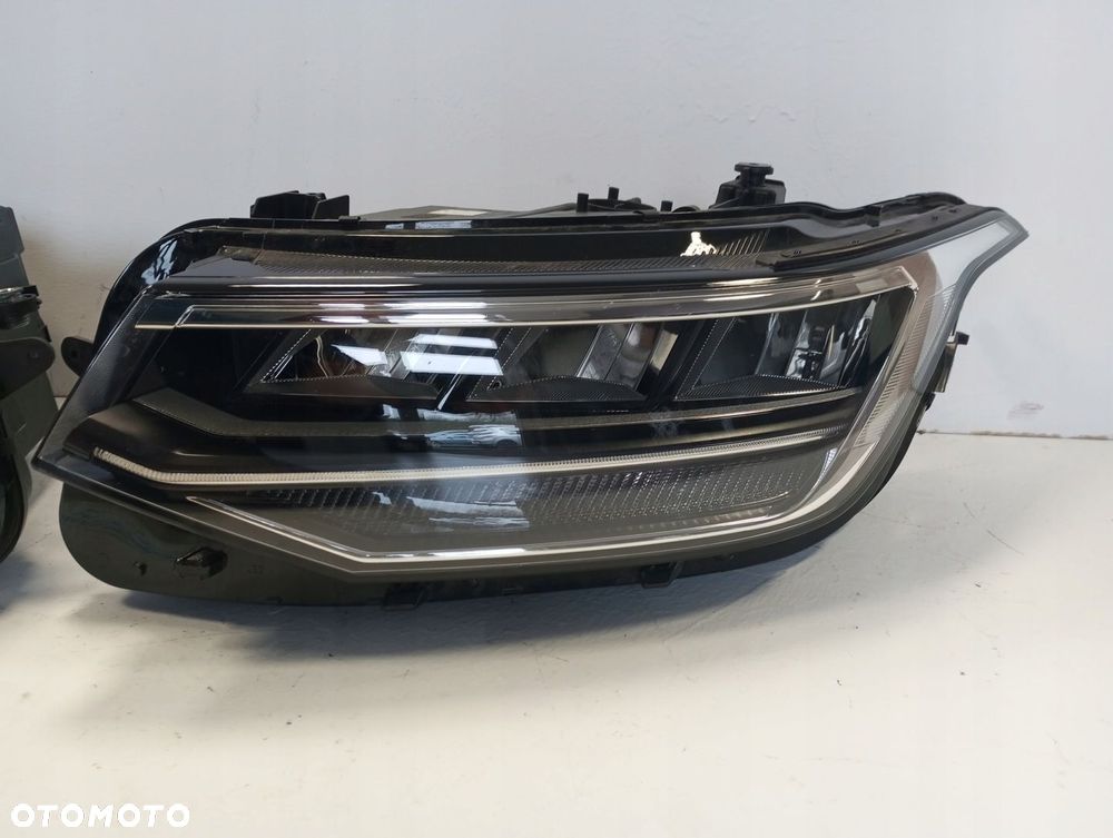 Lampa VW TIGUAN II LIFT LED 5NB941035G 5NB941036G - 5