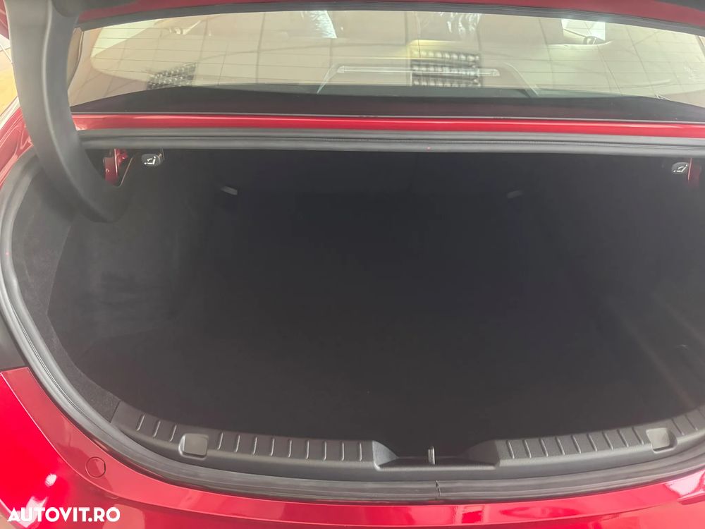 Mazda 3 e-Skyactiv X186 AT MHEV Center-Line - 4