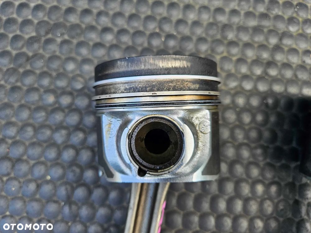 Tłok Tłoki 059AB BHS Korbowód Korba Panewki 2.7 TDI V6 Audi A6 C6 - 17