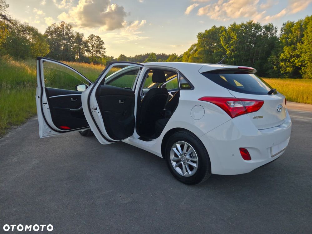 Hyundai i30 1.4 Comfort - 19