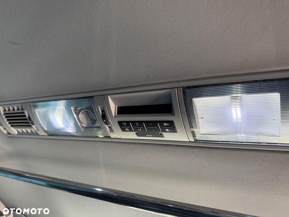 Volkswagen Caravelle L2 Comfortline - 15