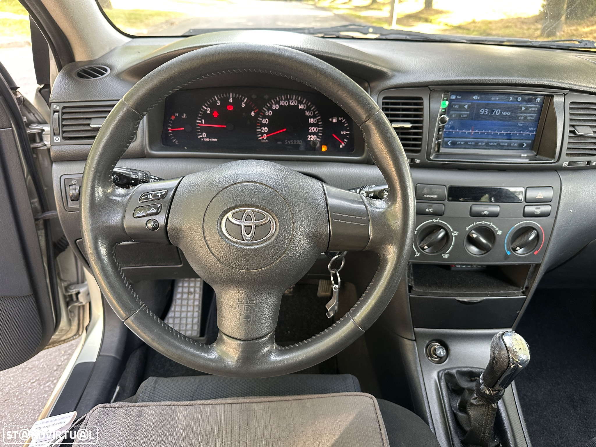 Toyota Corolla 1.4 D-4D - 9
