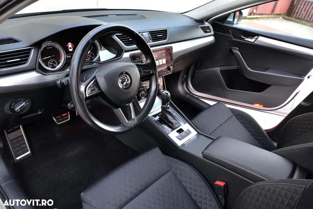 Skoda Superb 2.0 TDI DSG Ambition - 19