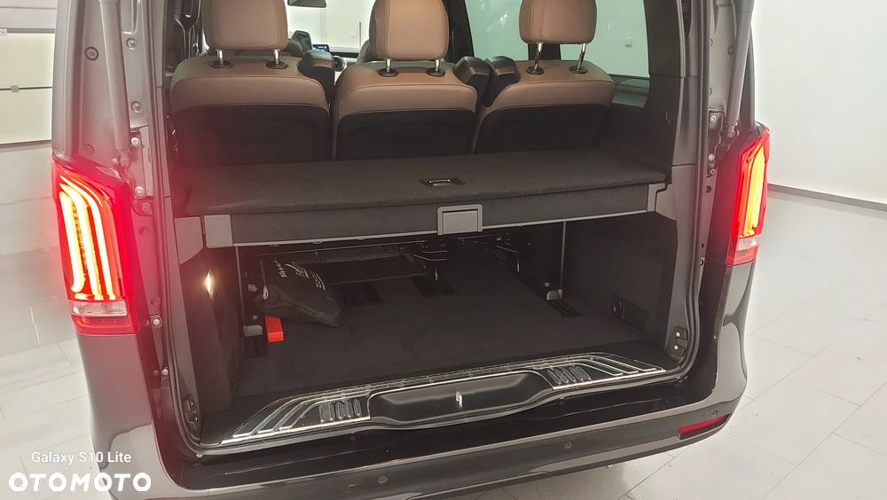 Mercedes-Benz Klasa V 300 d 4-Matic Exclusive 9G-Tronic (d³ugi) - 10