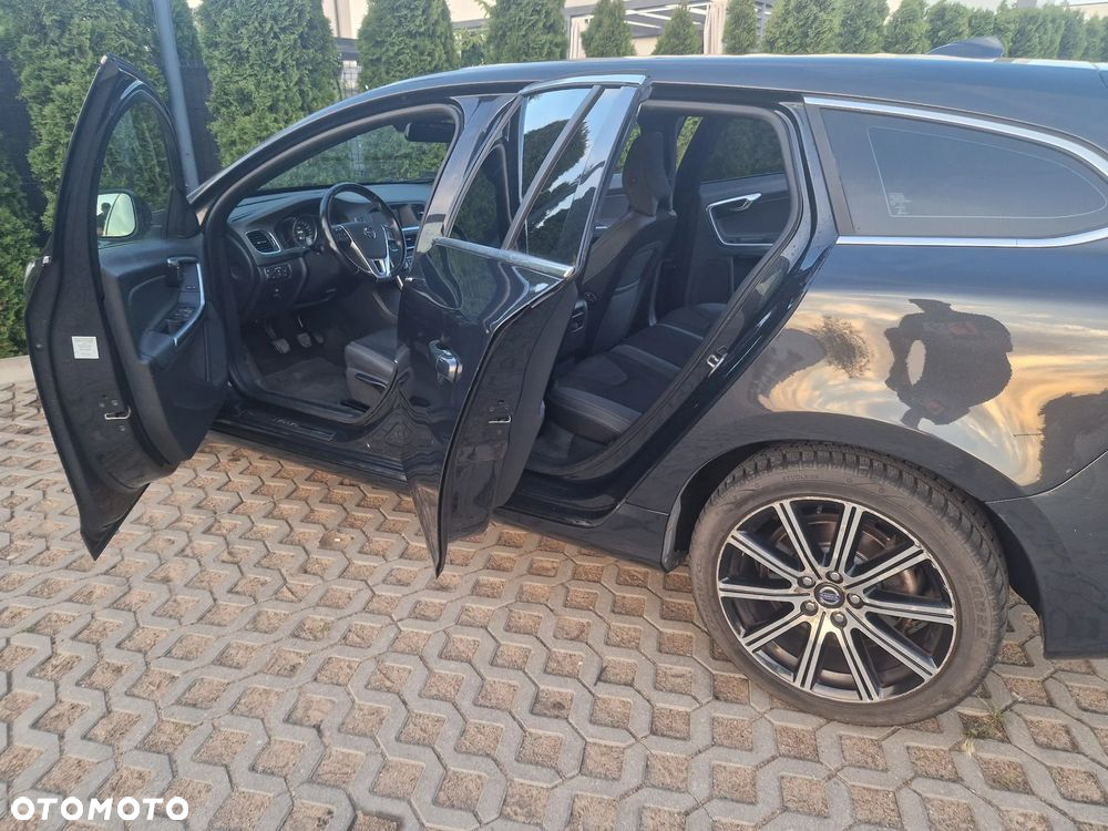 Volvo V60 D3 Momentum - 8