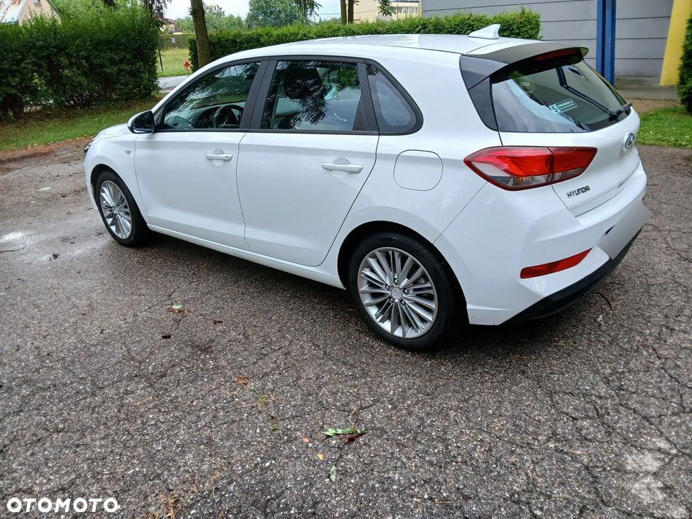 Hyundai i30 1.5 DPI Smart - 6