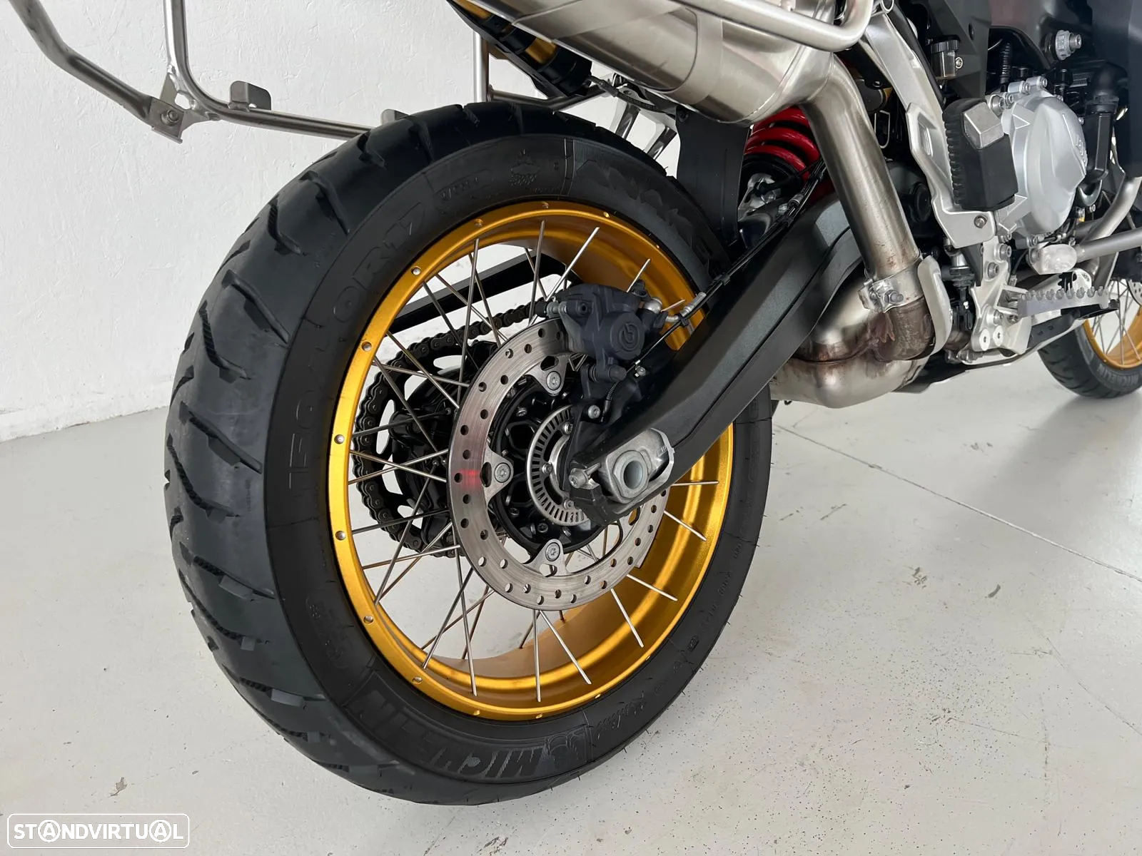BMW F 850 GS Adventure ED. 40º ANIVERSÁRIO - 18