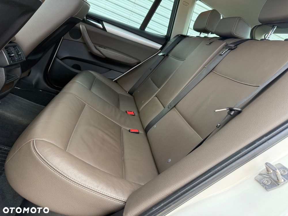 BMW X3 xDrive20d - 8