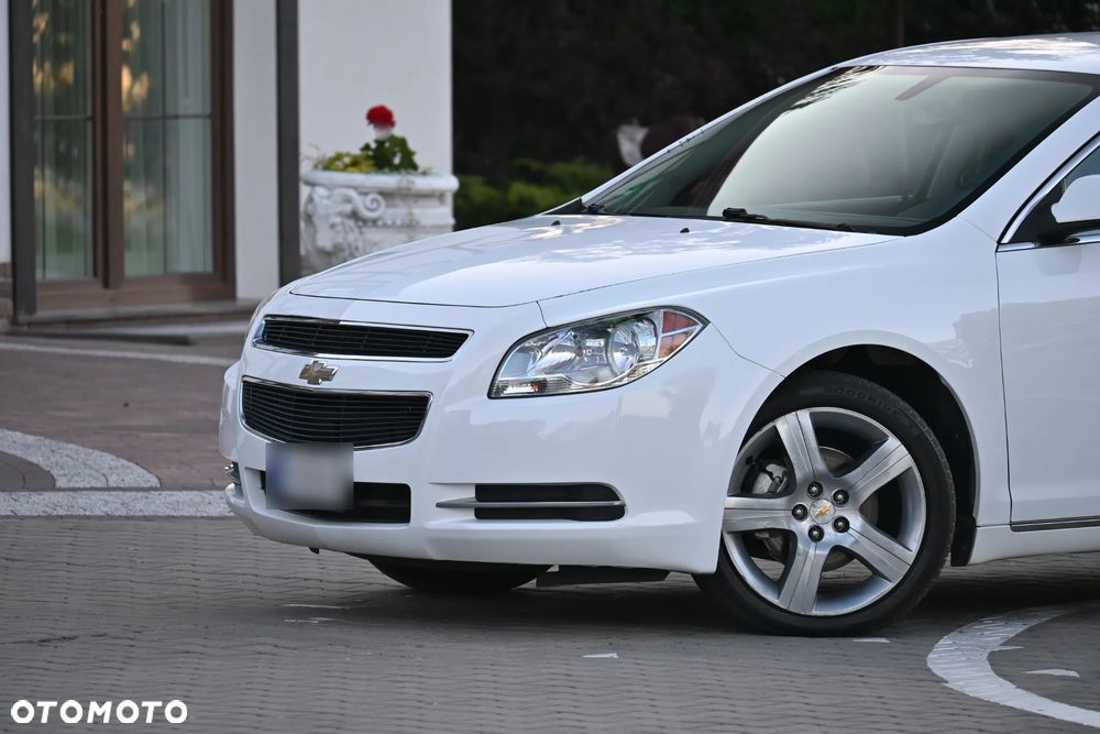 Chevrolet Malibu - 12
