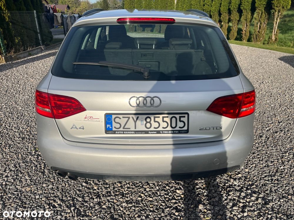 Audi A4 Avant 2.0 TDI - 17