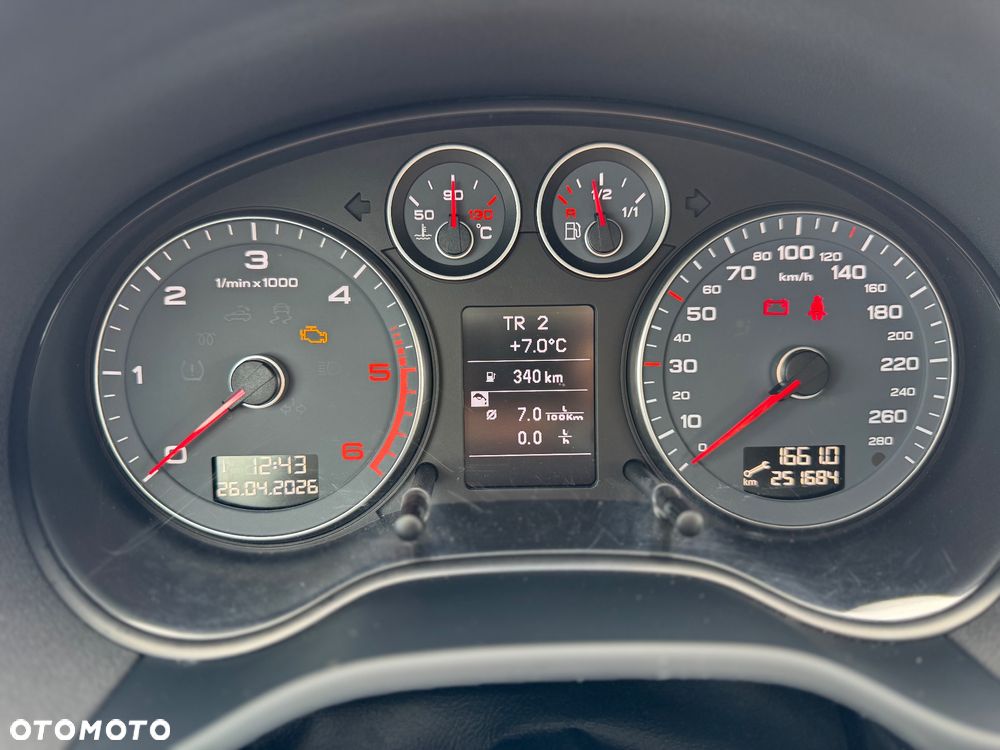 Audi A3 3-drzwiowe 2.0 TDI Attraction - 28