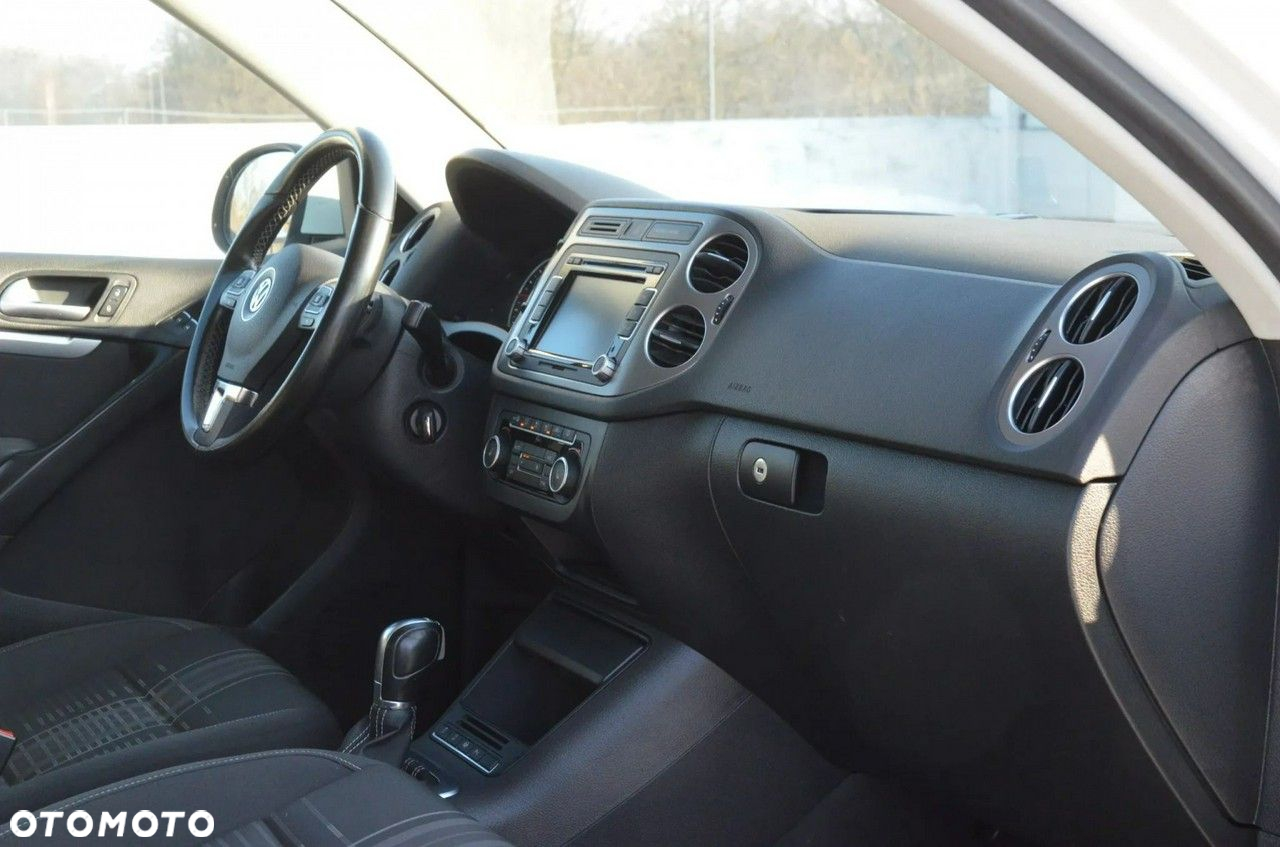 Volkswagen Tiguan - 16