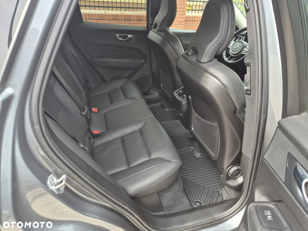 Volvo XC 60 D4 AWD Inscription - 28