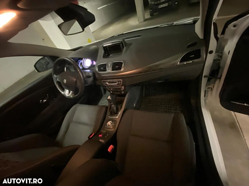Renault Megane Grandtour ENERGY TCe 115 Start & Stop Authentique - 5