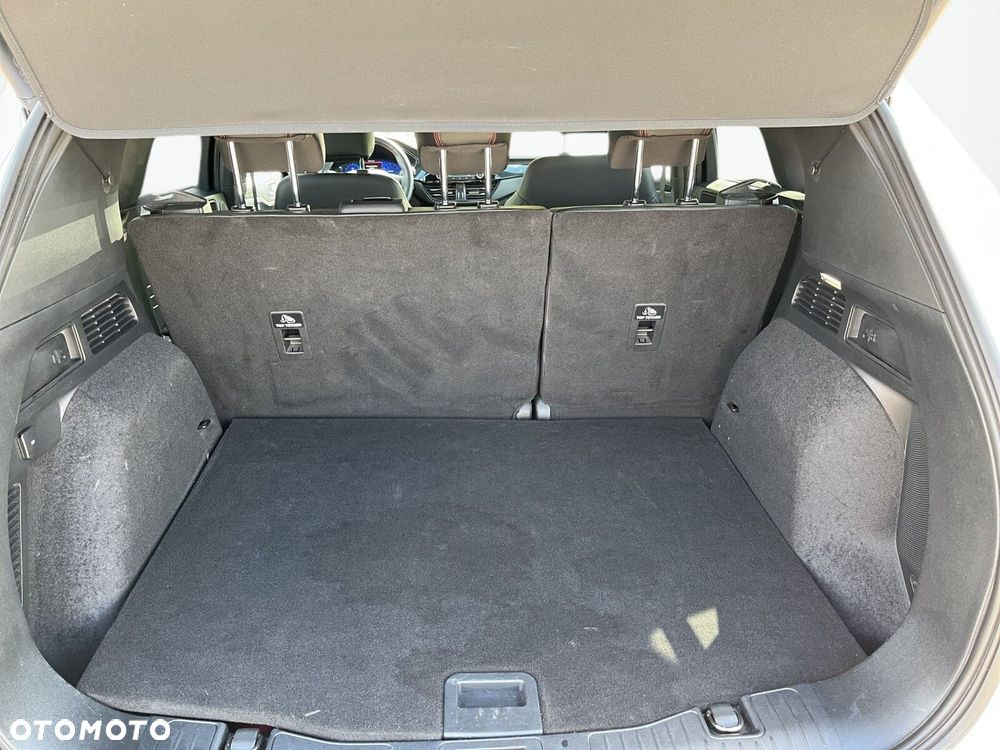 Ford Kuga - 19