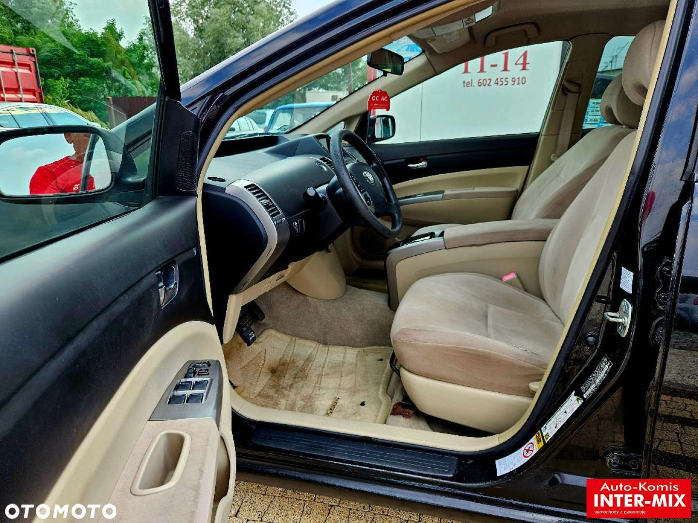 Toyota Prius - 27