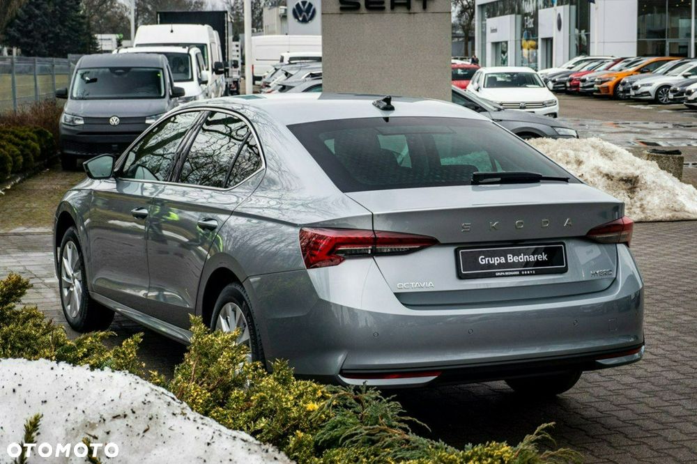 Skoda Octavia - 5