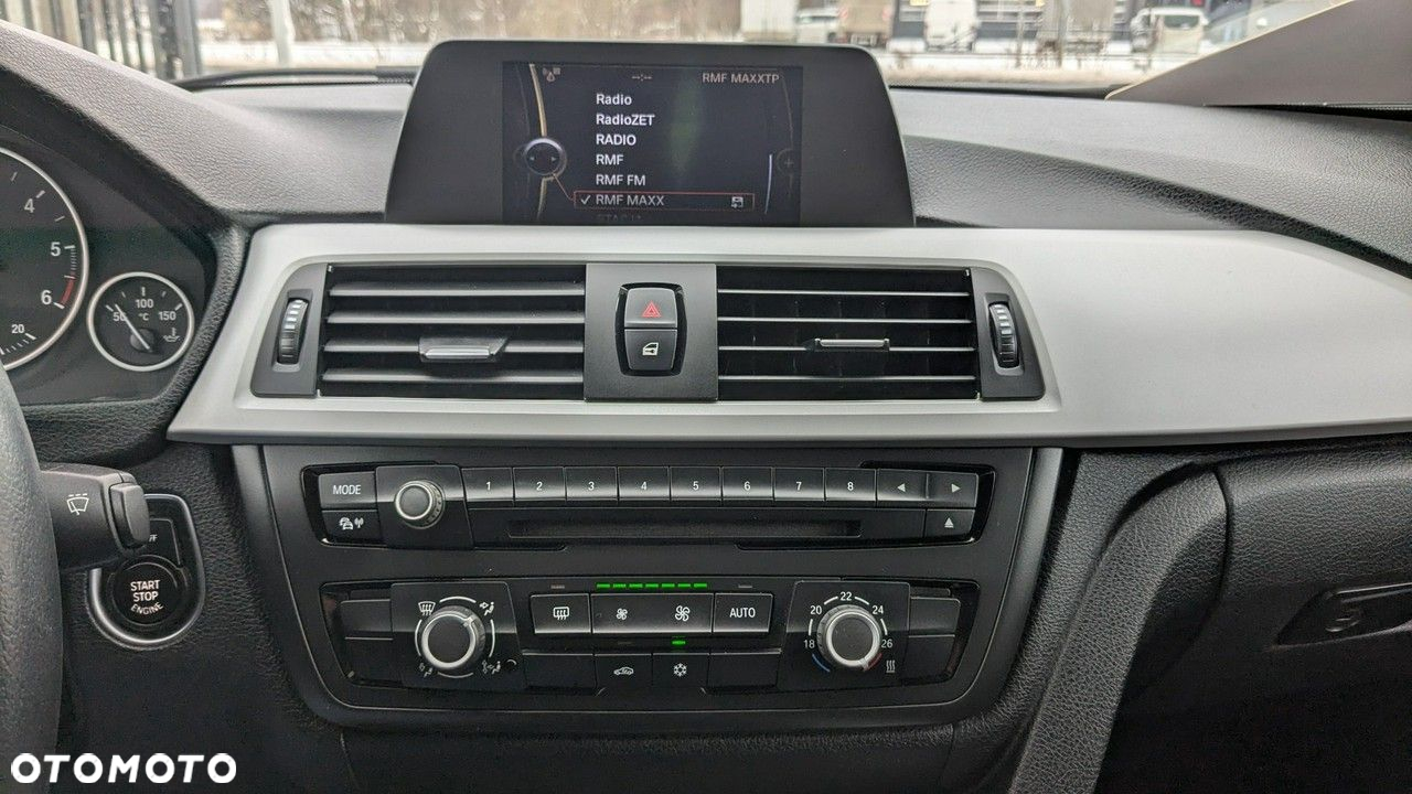 BMW Seria 3 - 22