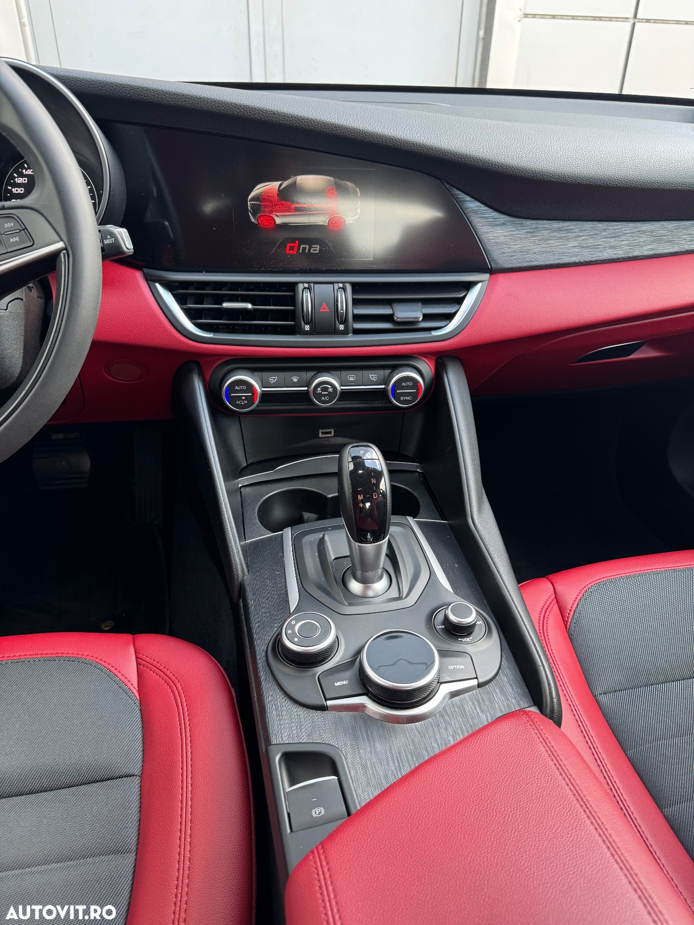 Alfa Romeo Giulia - 19