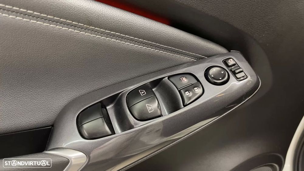 Nissan Juke 1.0 DIG-T N-Design C.Two Tone B.DCT - 21