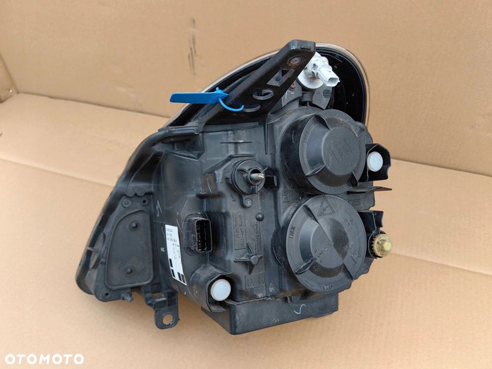 Lampa przednia PRAWY PRZÓD oryginalna RENAULT MODUS 8200652044 - 3