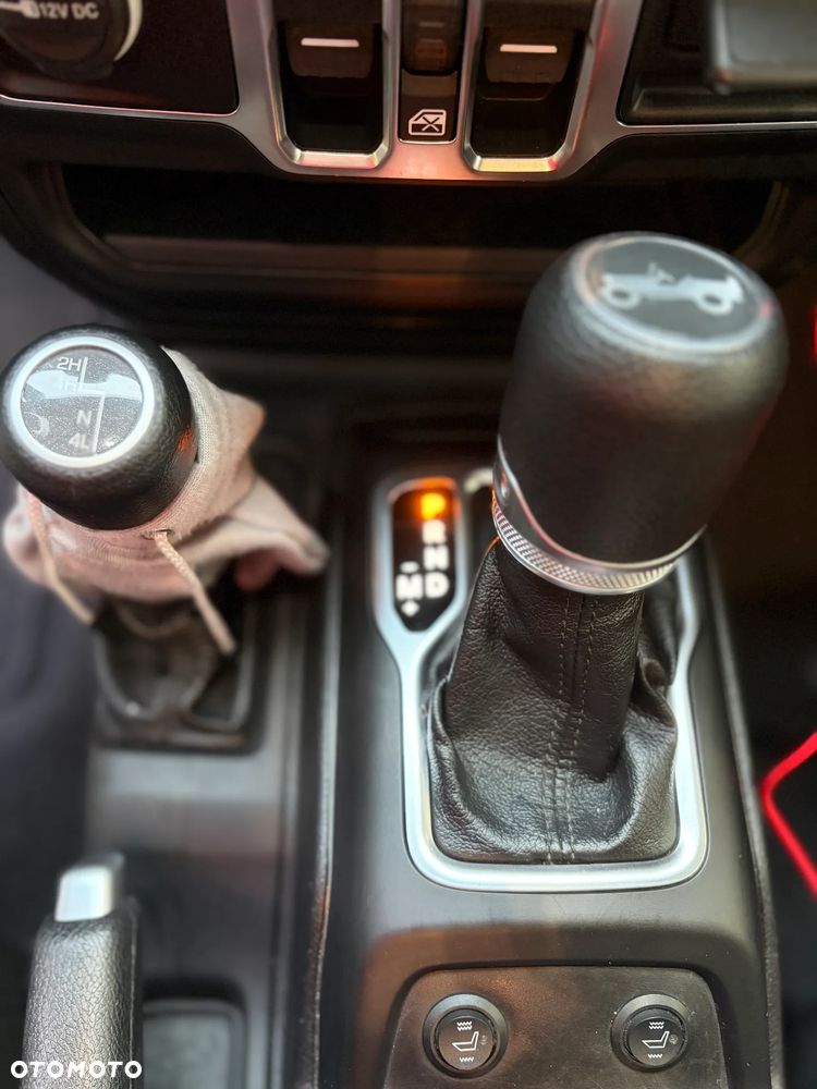 Jeep Wrangler 2.0 T-GDI Hardtop AWD Automatik Rubicon - 18