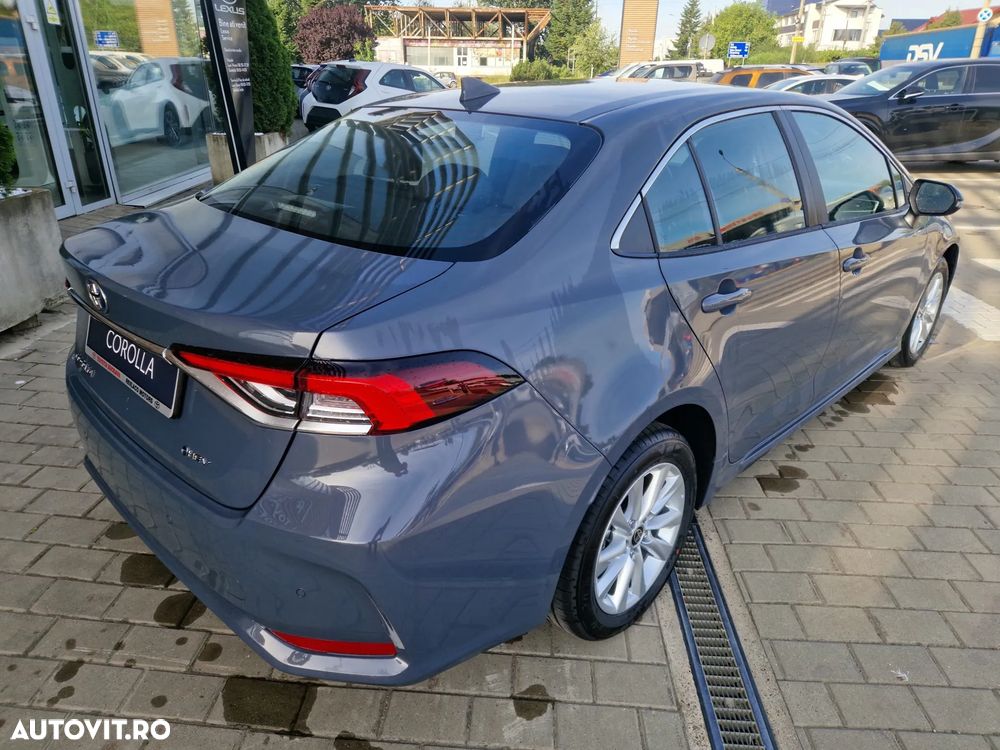 Toyota Corolla 1.8 HSD Business - 7