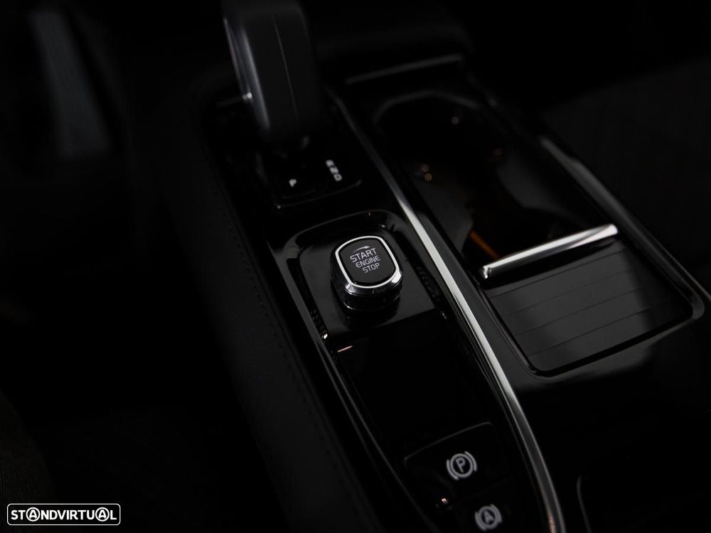 Volvo V60 2.0 T6 AWD TE Core - 17