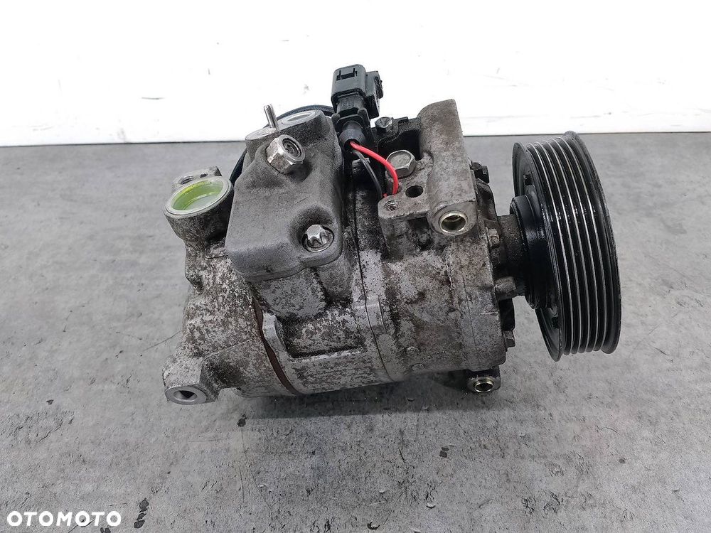 POMPA, SPRĘŻARKA KLIMATYZACJI AUDI A4 B6 447220-8412 DENSO 2.0 20V - 4