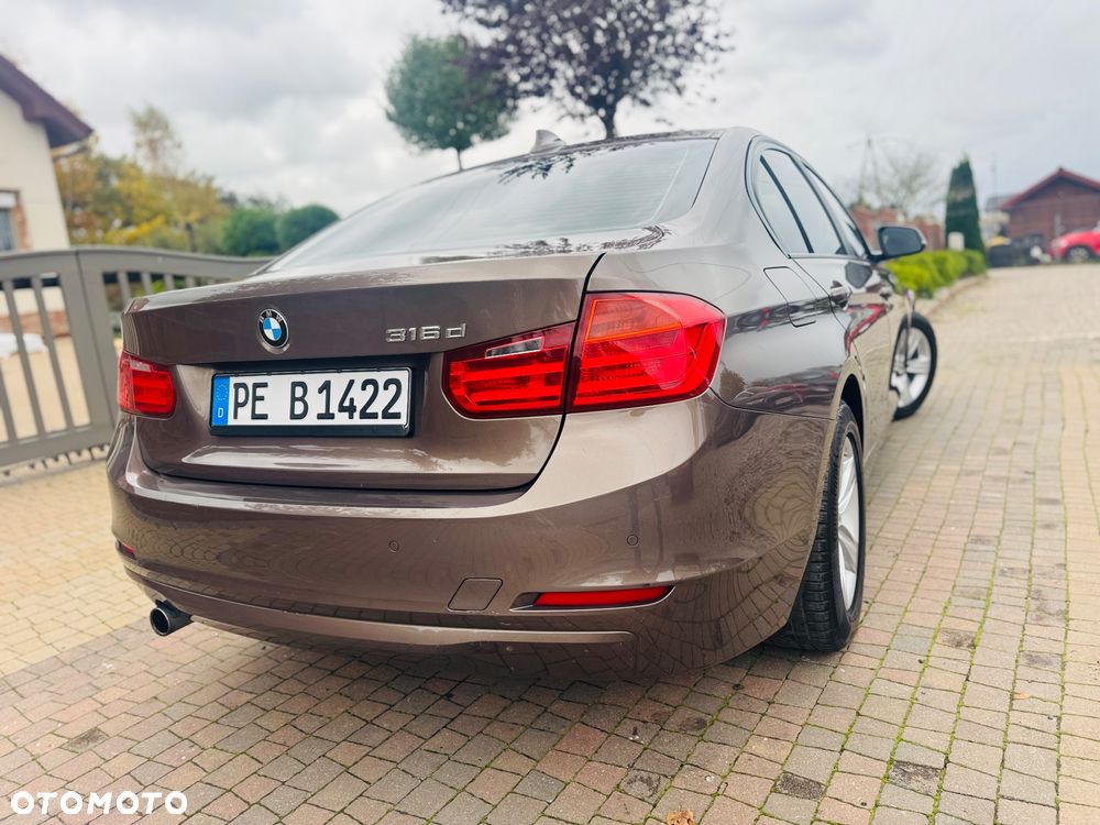 BMW Seria 3 318d DPF - 29