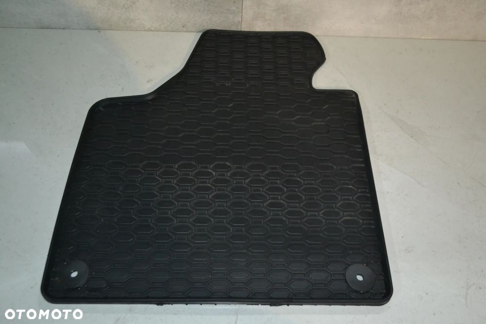 AUDI A3 8P 04-12 DYWANIKI GUMOWE CZARNE PRZÓD PRZEDNIE P/L - 2