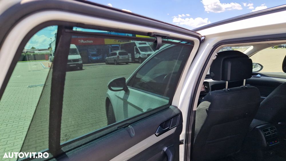Volkswagen Passat - 10