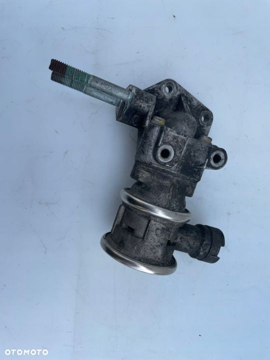 ZAWÓR EGR VW SKODA AUDI SEAT 1.6 06A131351D - 2