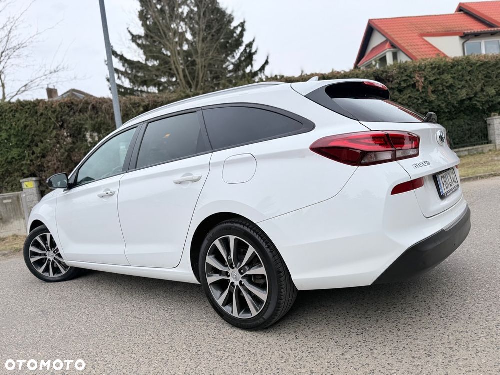 Hyundai i30 1.4 T-GDI DCT Premium - 18