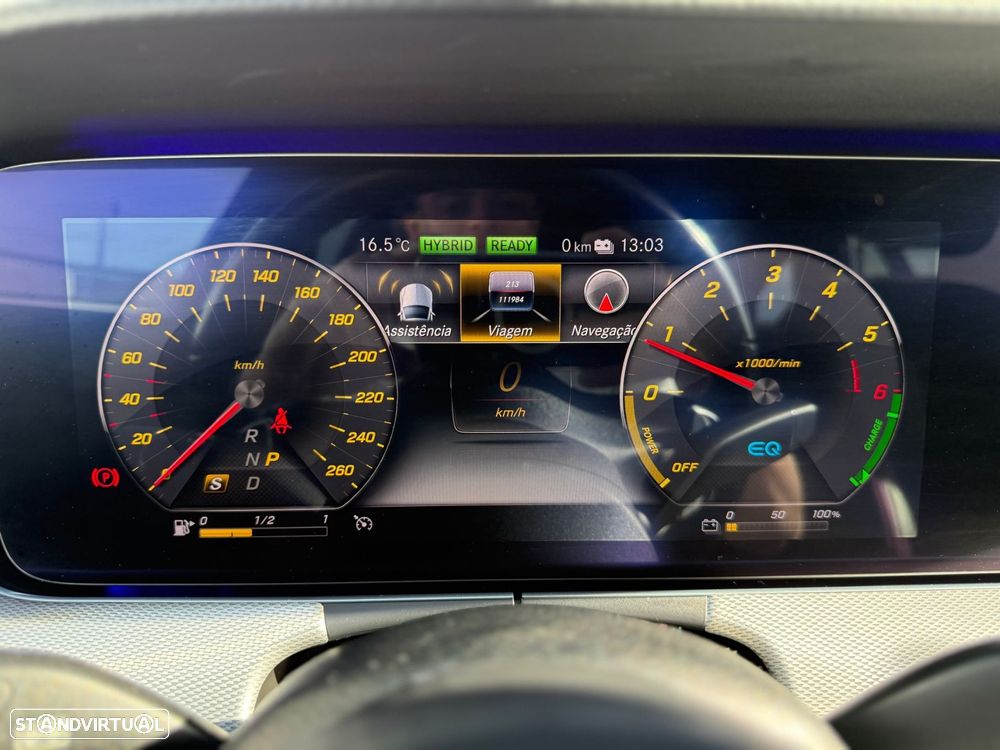 Mercedes-Benz E 300 de AMG Line - 35