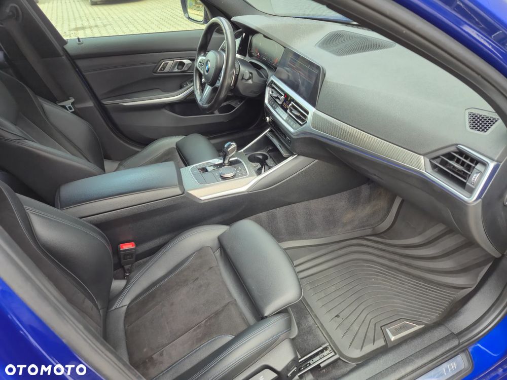 BMW Seria 3 330d xDrive mHEV M Sport sport - 12