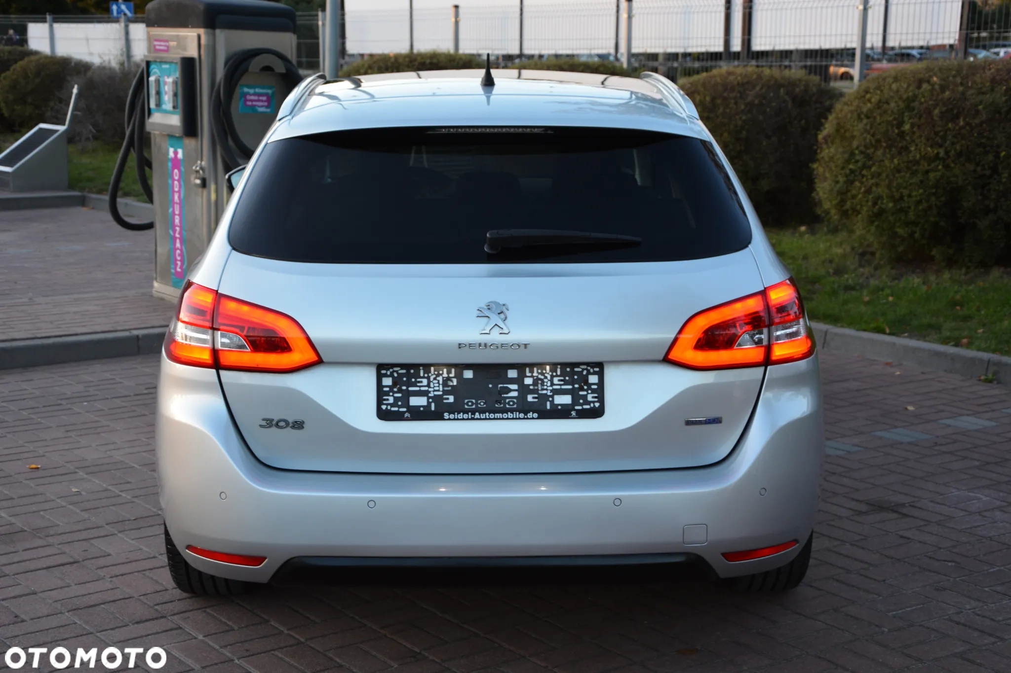 Peugeot 308 BlueHDi FAP 120 EAT6 Stop & Start Allure - 20