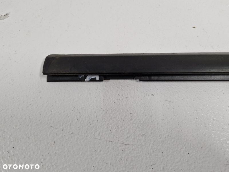 OPEL GRANDLAND X LISTWA ZGARNIAJĄCA LEWY PRZÓD - 3