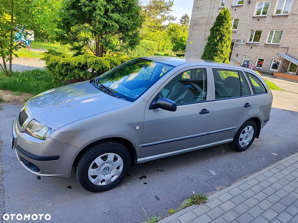 Skoda Fabia 1.2 12V Ambiente - 11