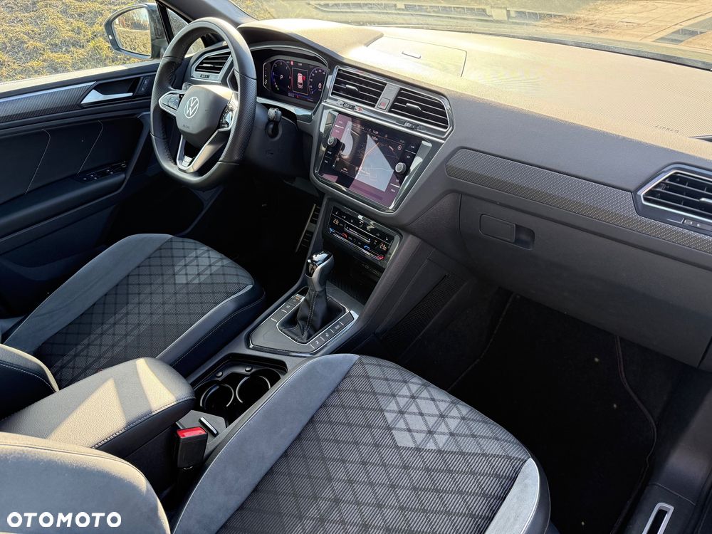 Volkswagen Tiguan 2.0 TDI SCR 4MotION DSG R-Line - 19