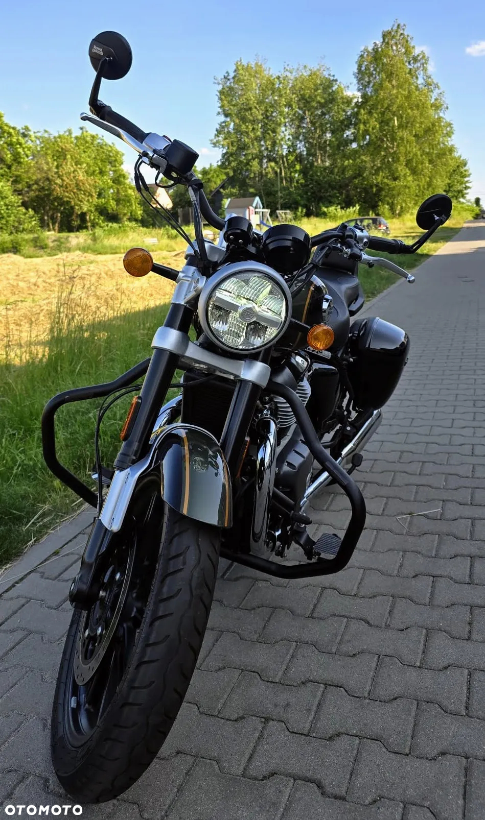 Royal Enfield Super Meteor - 6