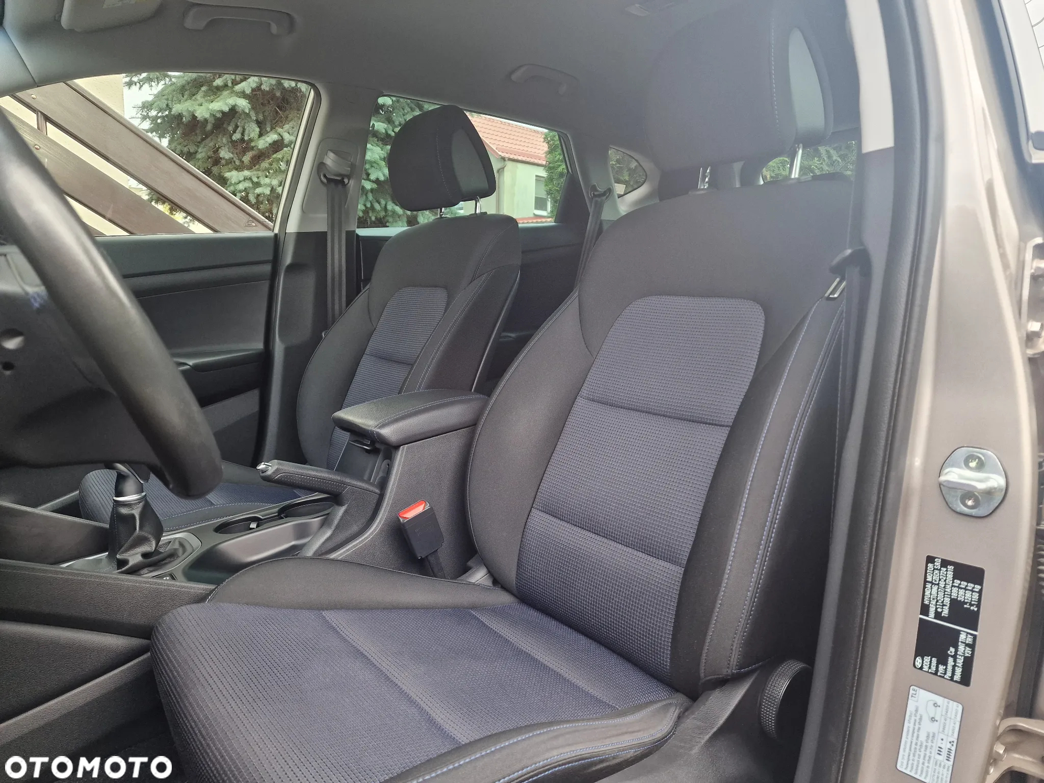 Hyundai Tucson 1.6 GDI BlueDrive GO 2WD - 8