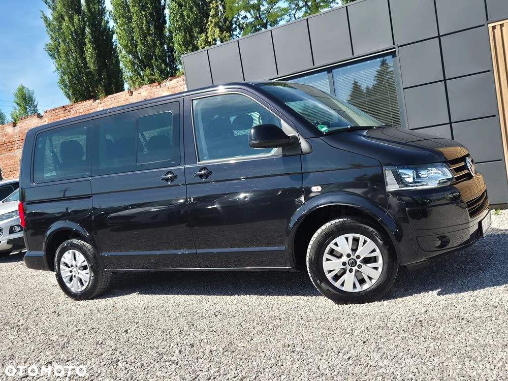 Volkswagen Caravelle - 17