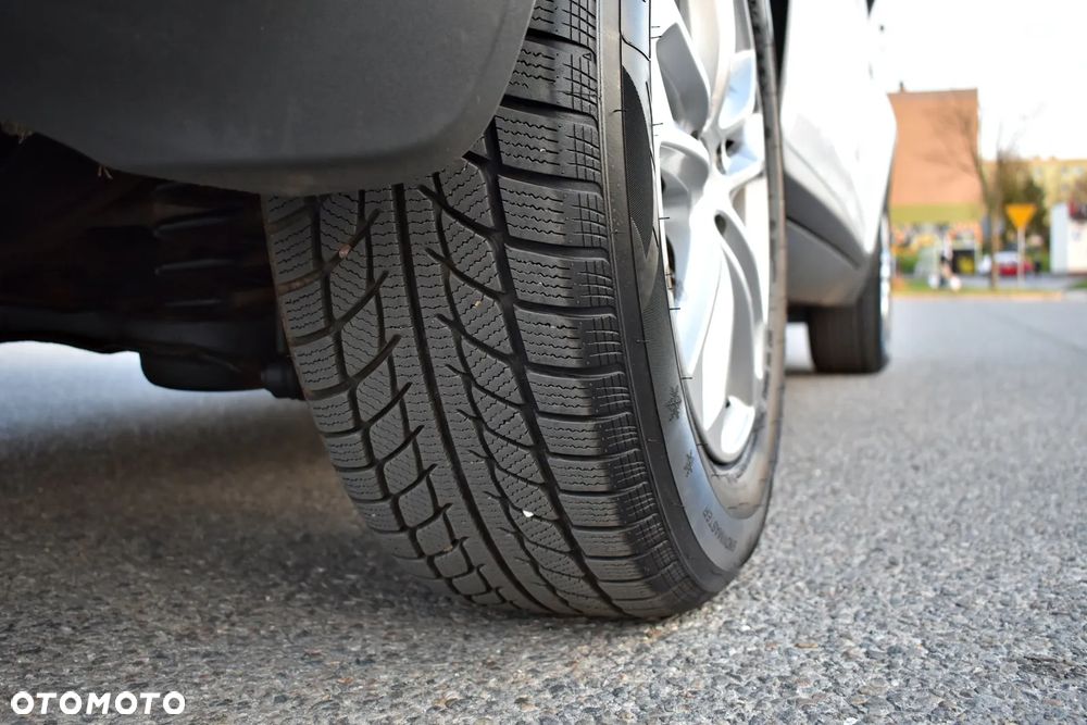 Ford Kuga 2.0 TDCi 4WD Titanium Plus - 36