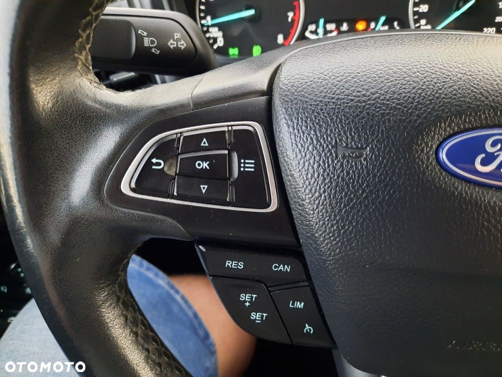 Ford EcoSport - 25