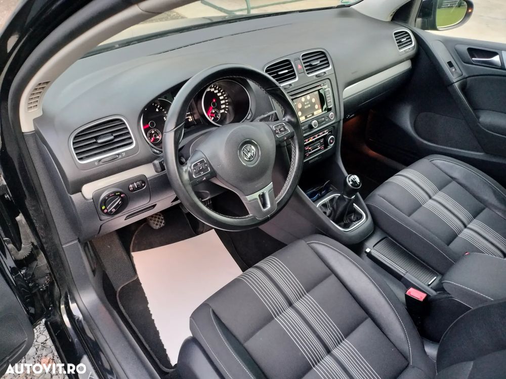 Volkswagen Golf 1.6 TDI DPF Style - 34