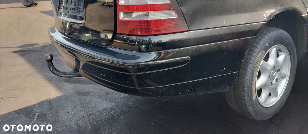 MERCEDES C KLASA W203 KOMBI 00-07 ZDERZAK TYŁ TYLNY LAK: 197 - 2